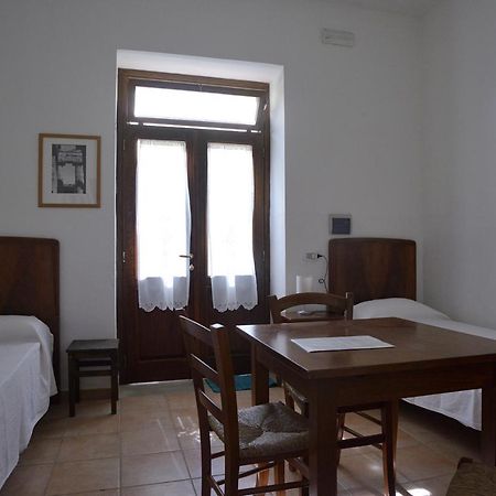 Casa Del Geco Bed & Breakfast Paestum Exterior photo