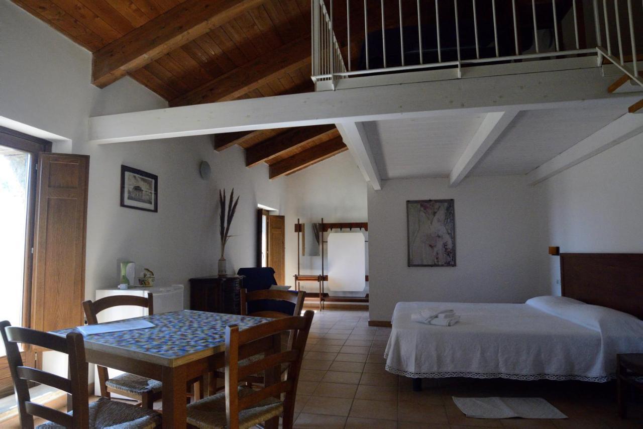 Casa Del Geco Bed & Breakfast Paestum Exterior photo